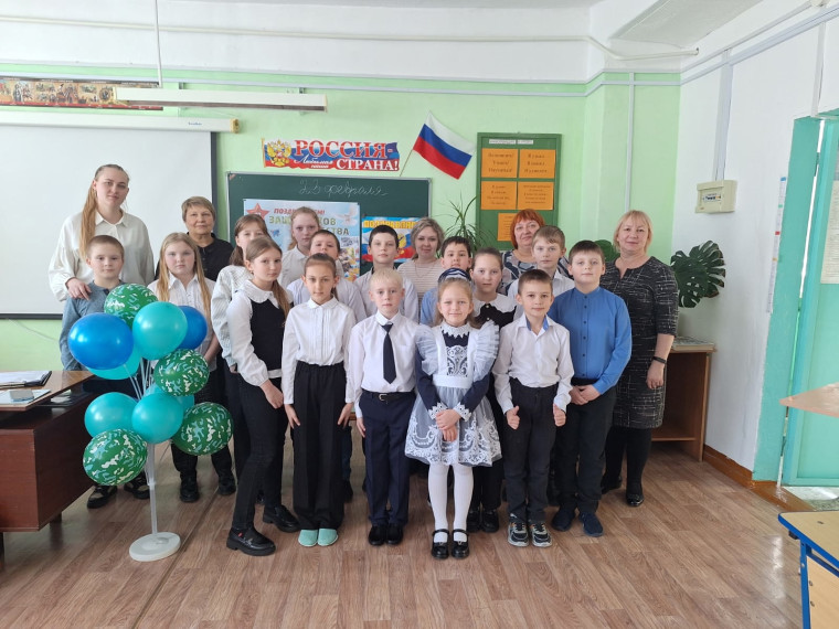 Конкурс стихов "Наша армия родная".